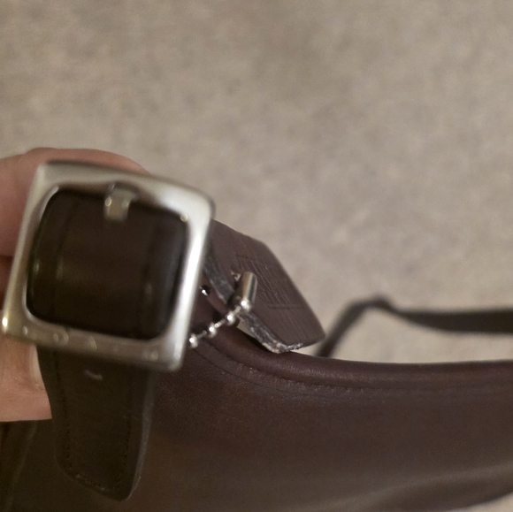 Coach Vintage leather dark brown crossbody bag - Picture 5 of 6